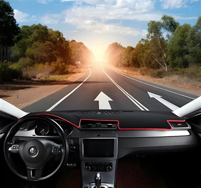 Vstrekovacia forma pre automobilový prístrojový panel